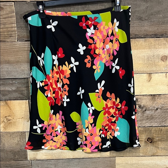 Casual Corner Black Floral A-Line Skirt - Picture 14 of 15